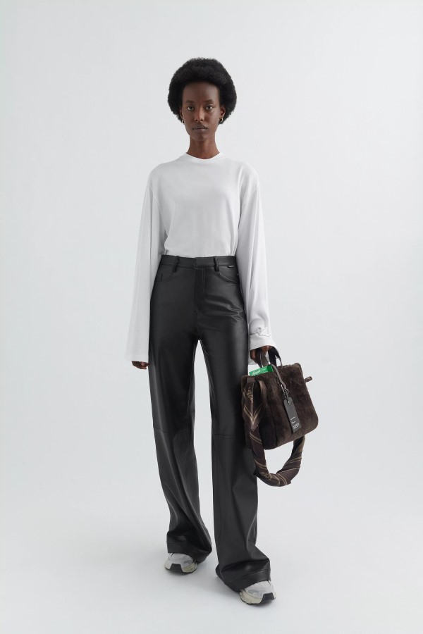 Local T-shirt Met Lange Mouwen Axel Arigato Wit