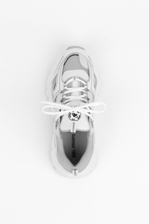 Marathon R-trail Witte Axel Arigato