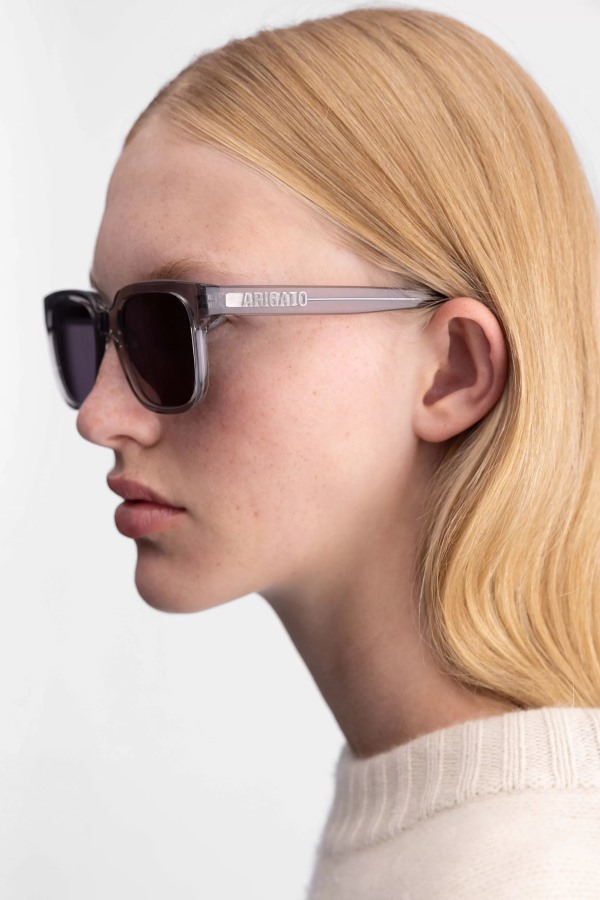 Jet Vierkante Zonnebril Lichtgrijs Grijs Axel Arigato
