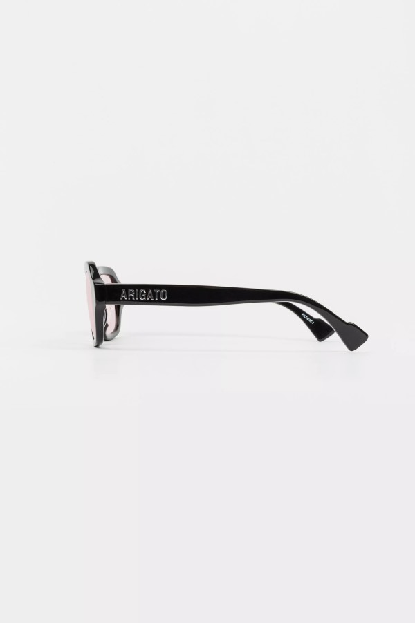 Axel Arigato Zwart Roze Nova Zonnebril