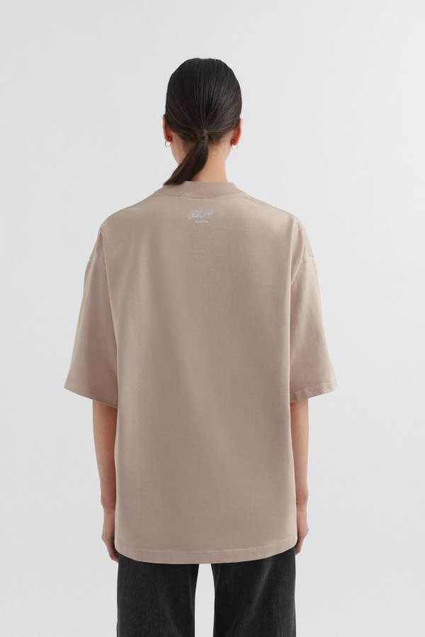 Formule Oversized T-shirt Licht Taupe Axel Arigato