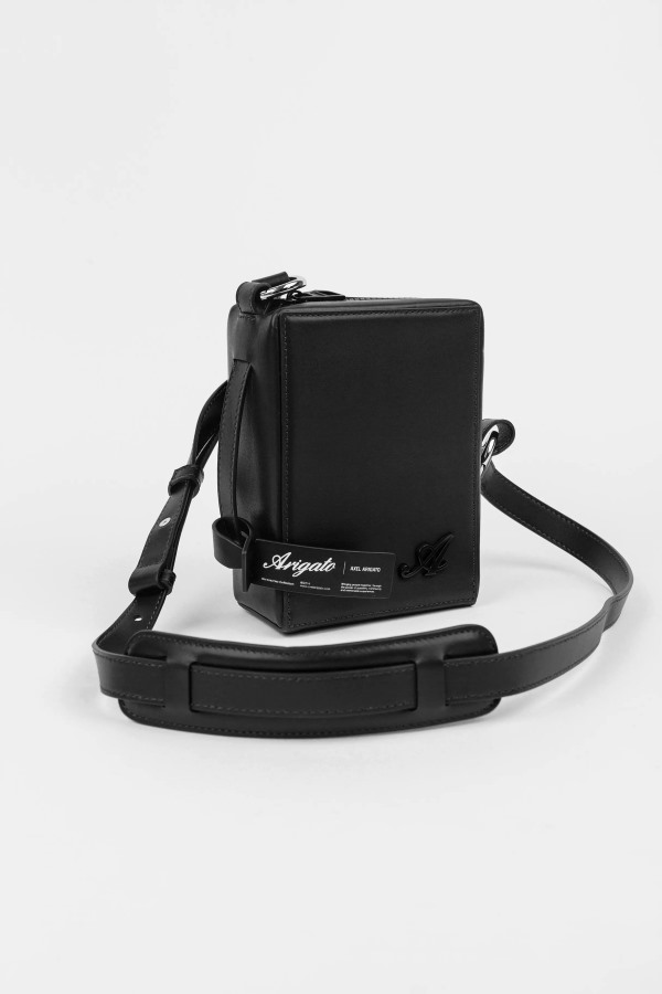 Kubieke Leren Tas Zwart Axel Arigato