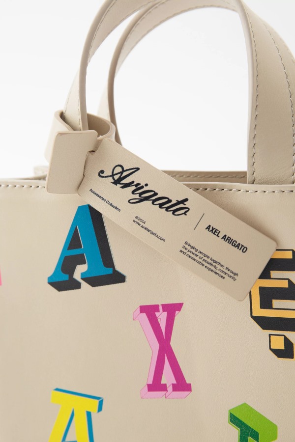 Axel Arigato Trait Monogram Leren Tas Lichtbeige