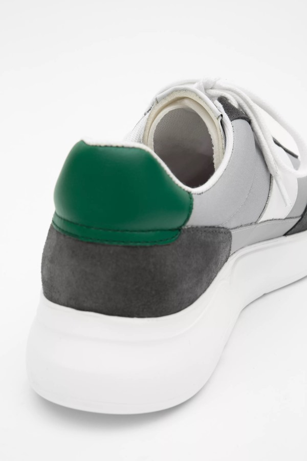 Genesis Vintage Loper Axel Arigato Lichtgrijs Donkergrijs