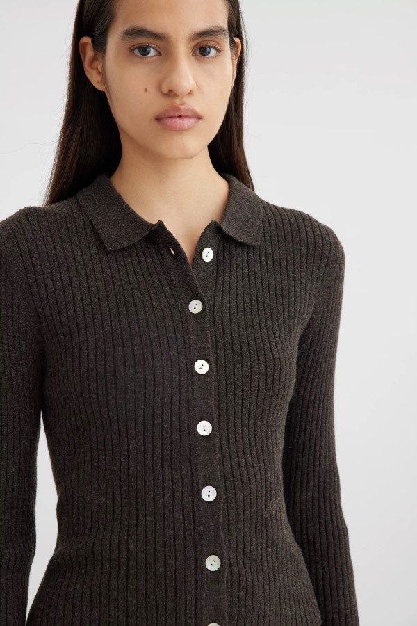 Axel Arigato Signature Vest Bruin