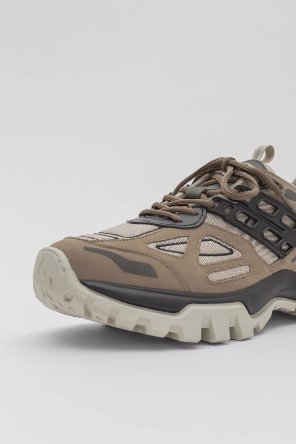 Marathon R-tic Zand Zwarte Axel Arigato