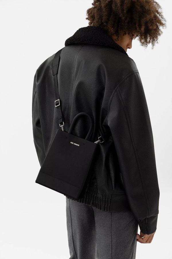 Boodschappentas Mini Zwart Axel Arigato