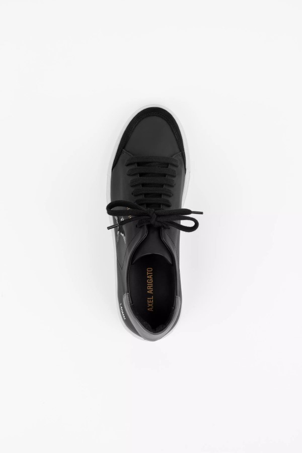 Clean 90 Triple Bee Bird Axel Arigato Zwart