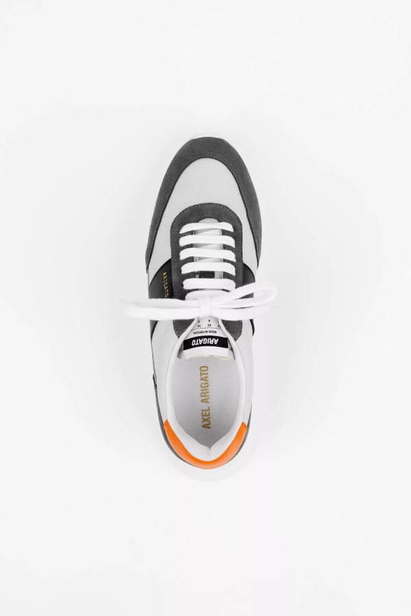 Axel Arigato Lichtgrijs Zwart Genesis Vintage Loper